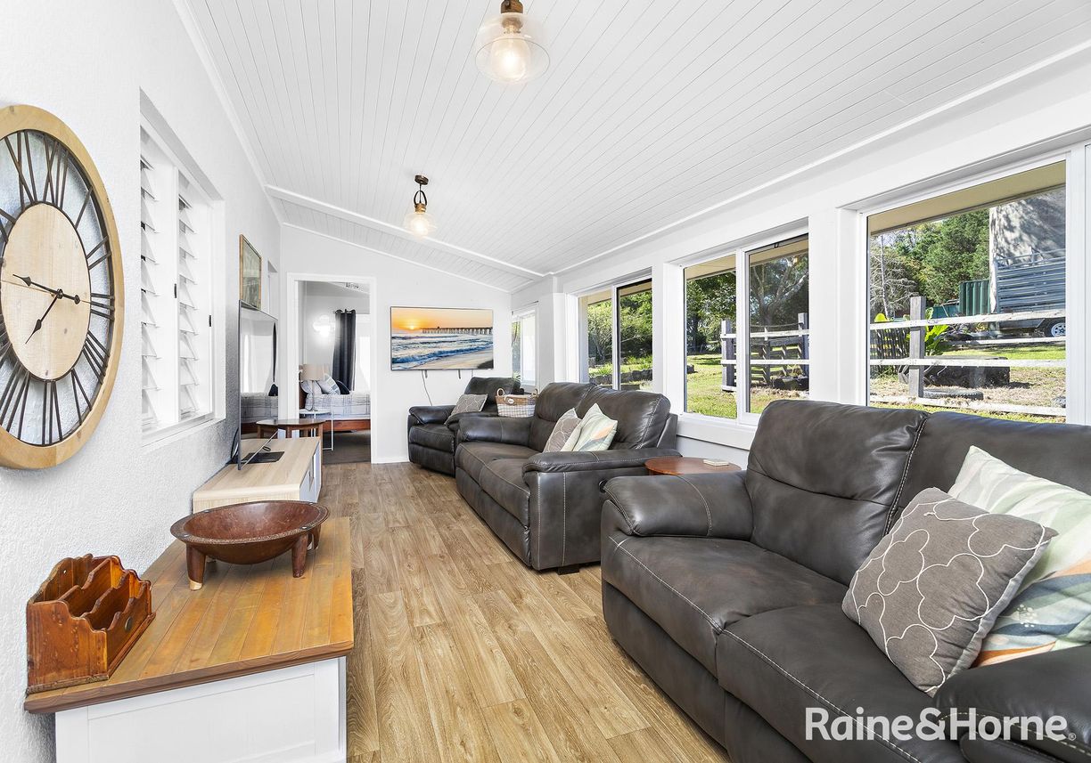 439 Coolangatta Road — photo 20 of 27