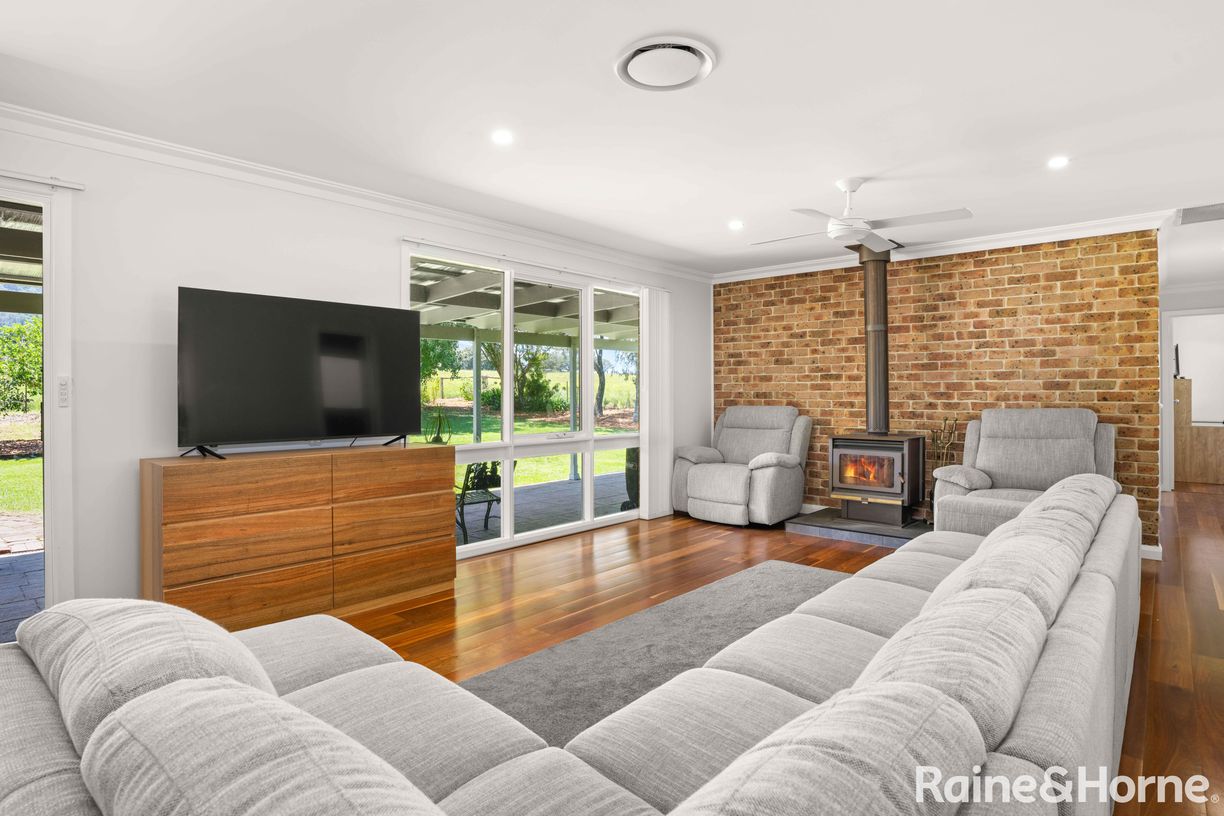 332 Moss Vale Road — photo 17 of 30