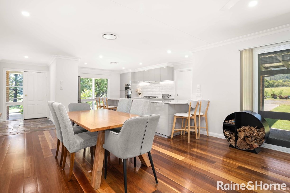 332 Moss Vale Road — photo 6 of 30