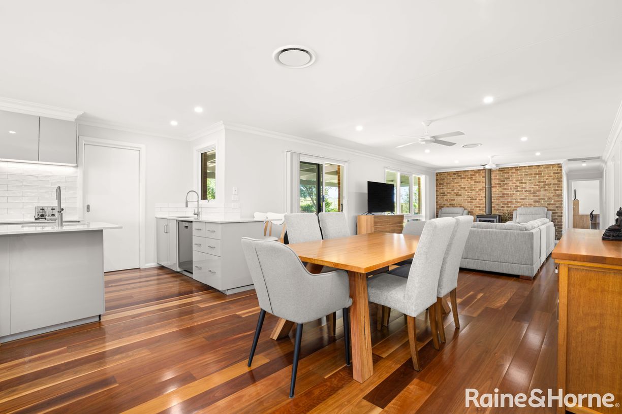 332 Moss Vale Road — photo 8 of 30