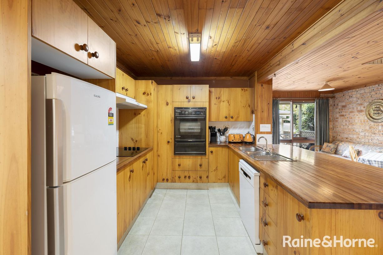7 Alexandra Street — photo 3 of 11