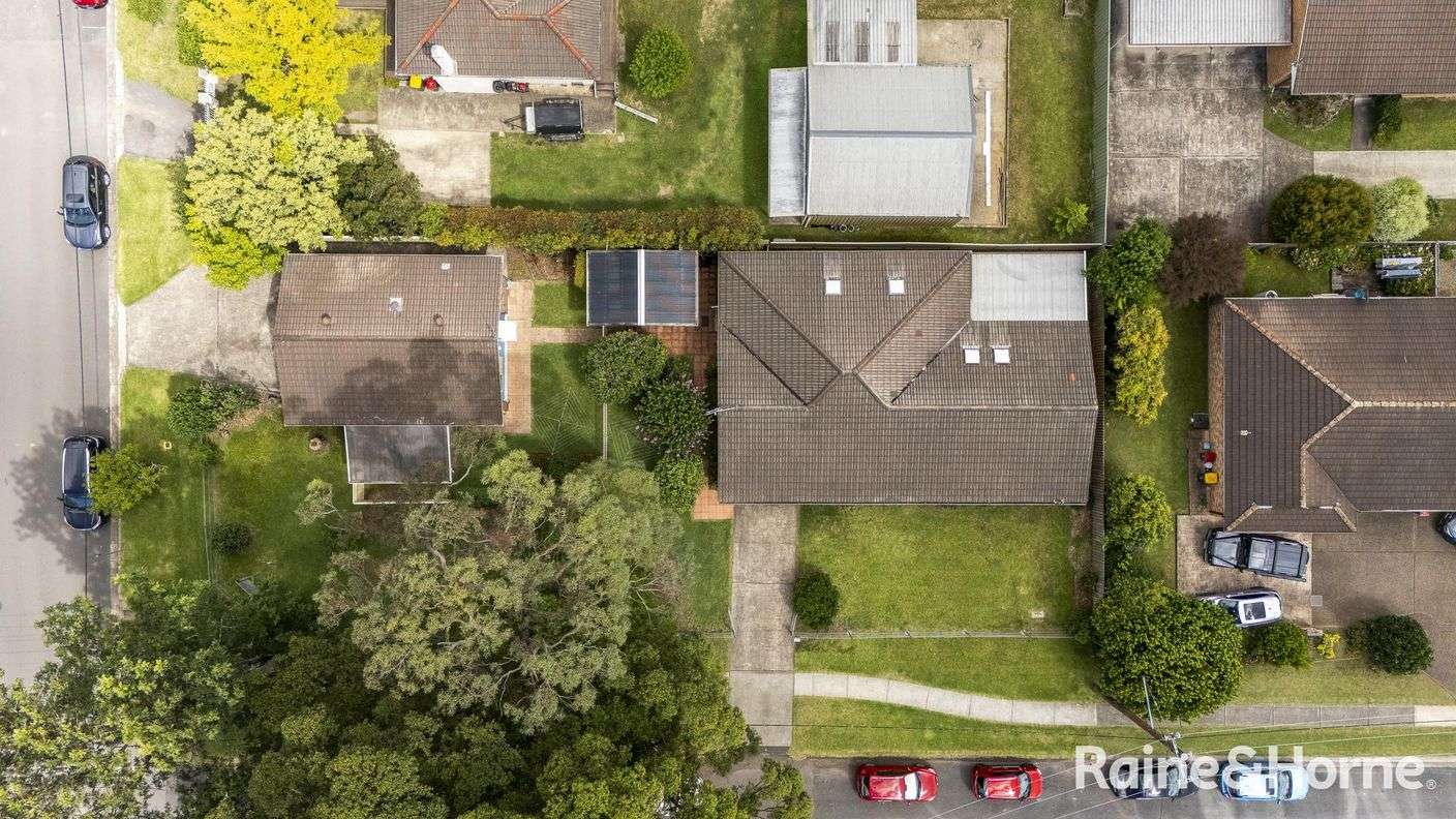 7 Alexandra Street — photo 10 of 11