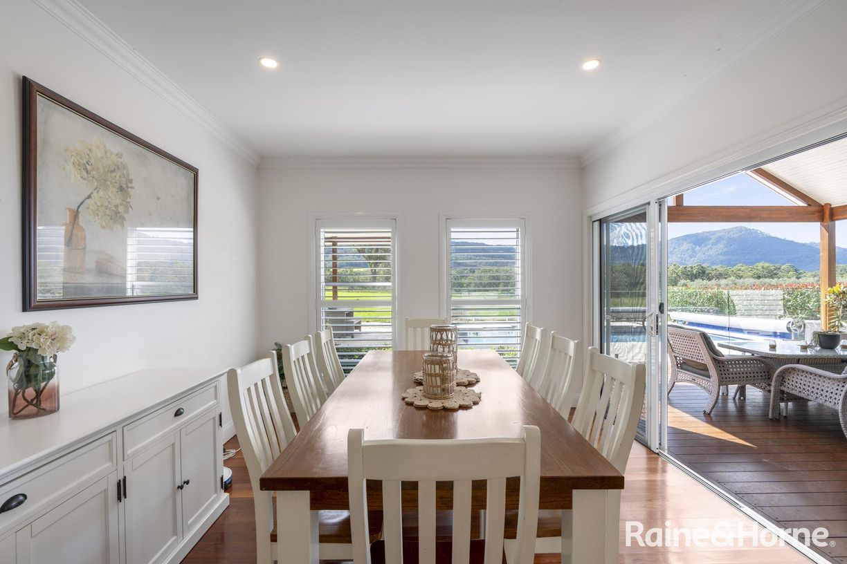 800 Illaroo Road — photo 10 of 22