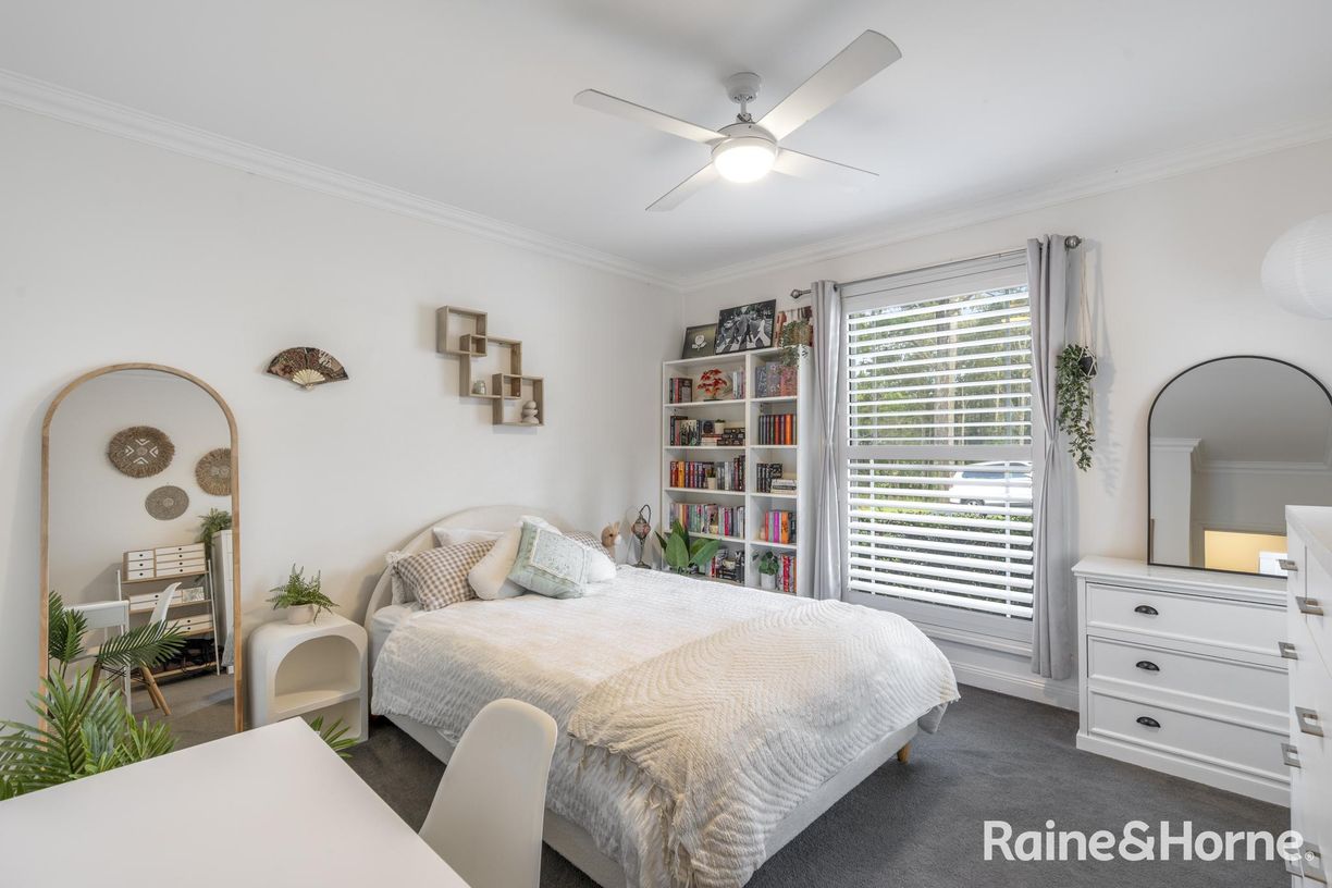 800 Illaroo Road — photo 14 of 22
