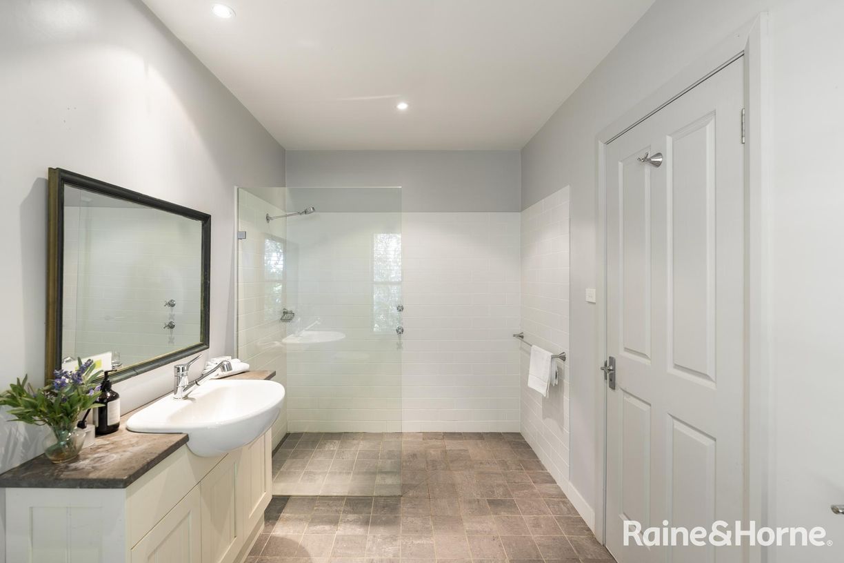 99 Bong Bong Road — photo 14 of 25