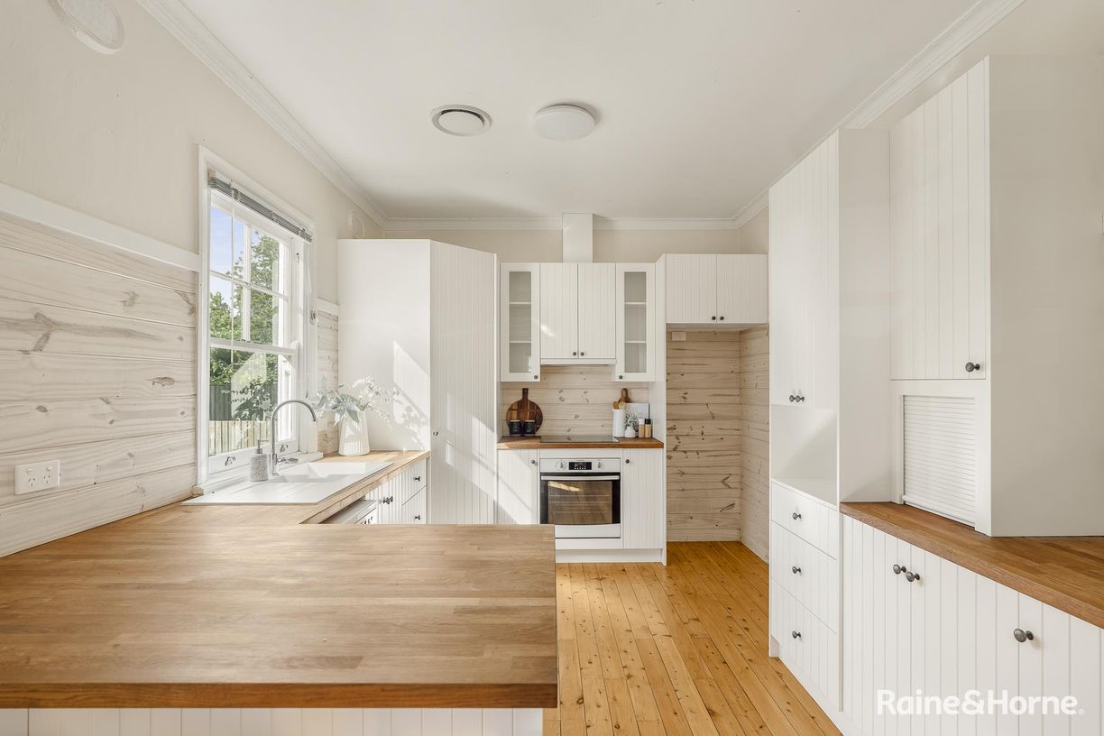 40A Clarence Street — photo 7 of 13