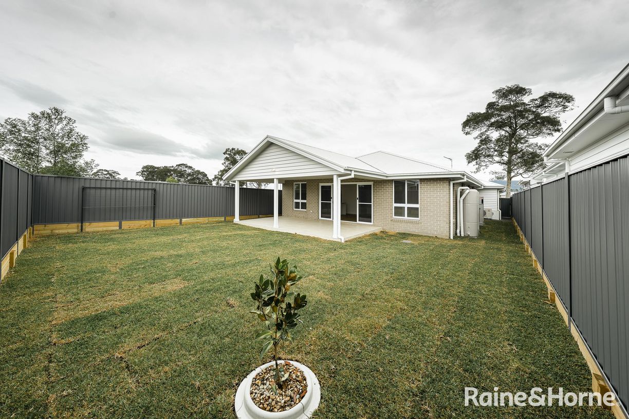 15 Alpha Road — photo 11 of 12