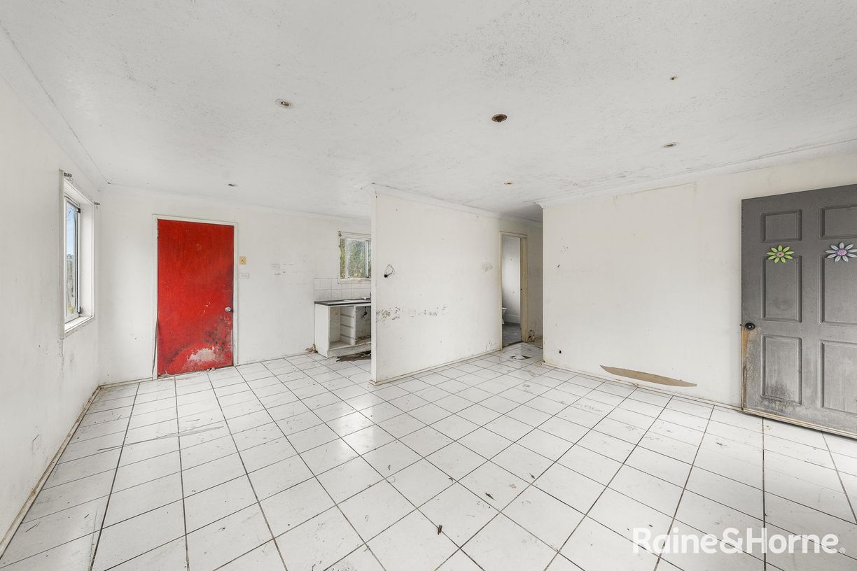 43 Flatrock Road — photo 8 of 17