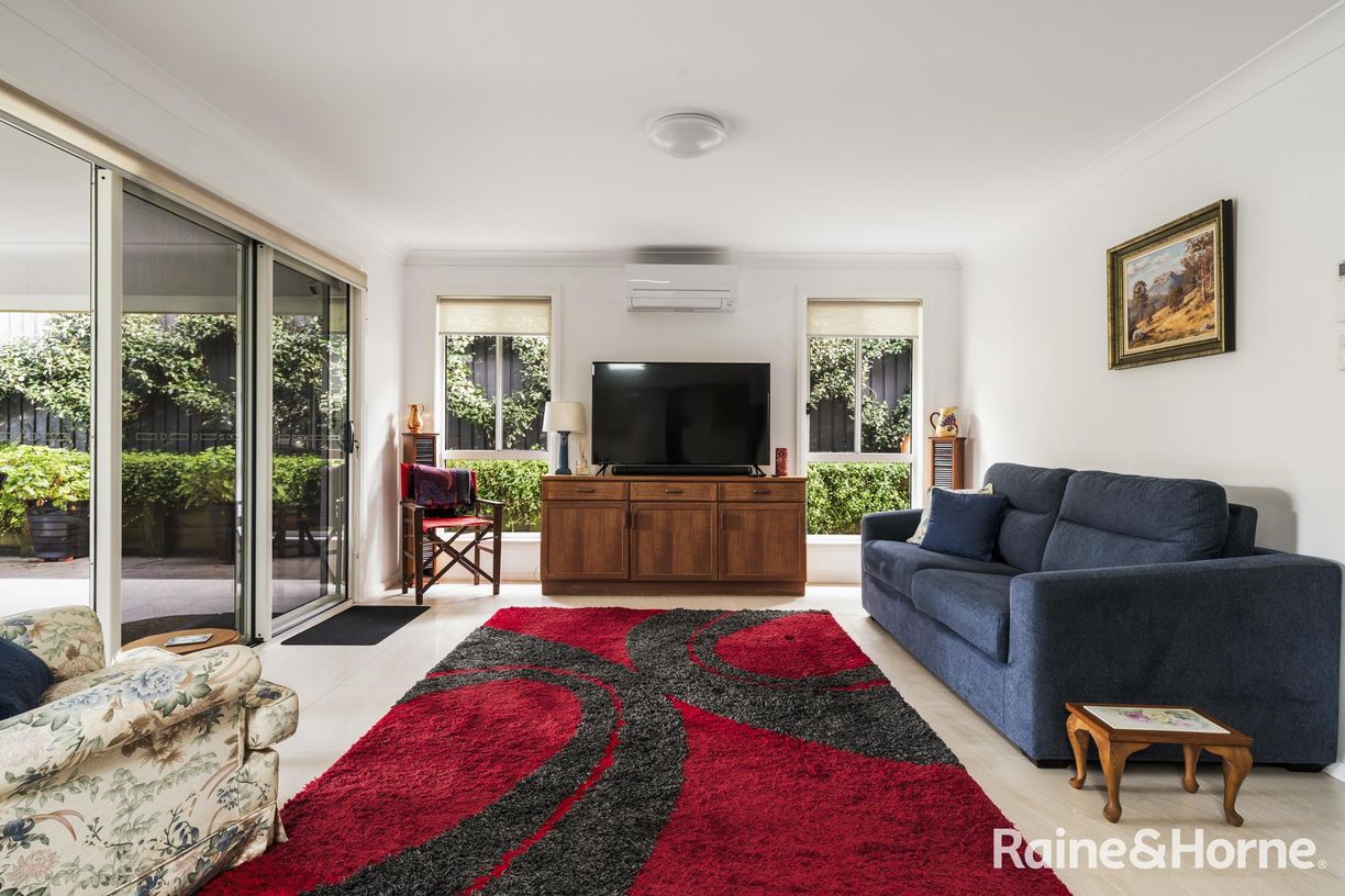 5 Tressider Close — photo 8 of 21