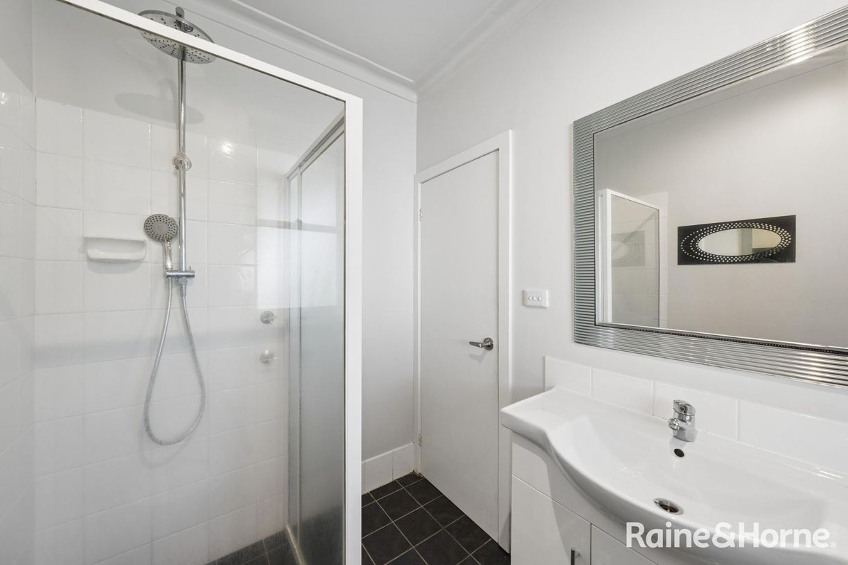 22 Queen Street — photo 15 of 24