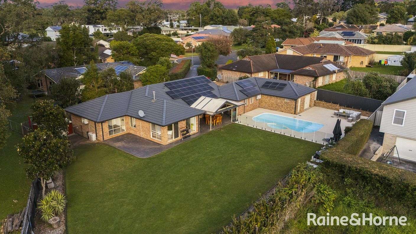 8 Katela Avenue — photo 7 of 17