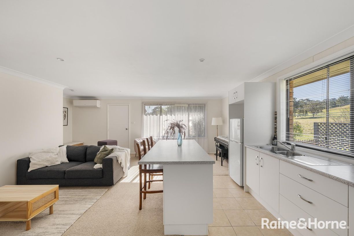 480 Coolangatta Road — photo 8 of 19