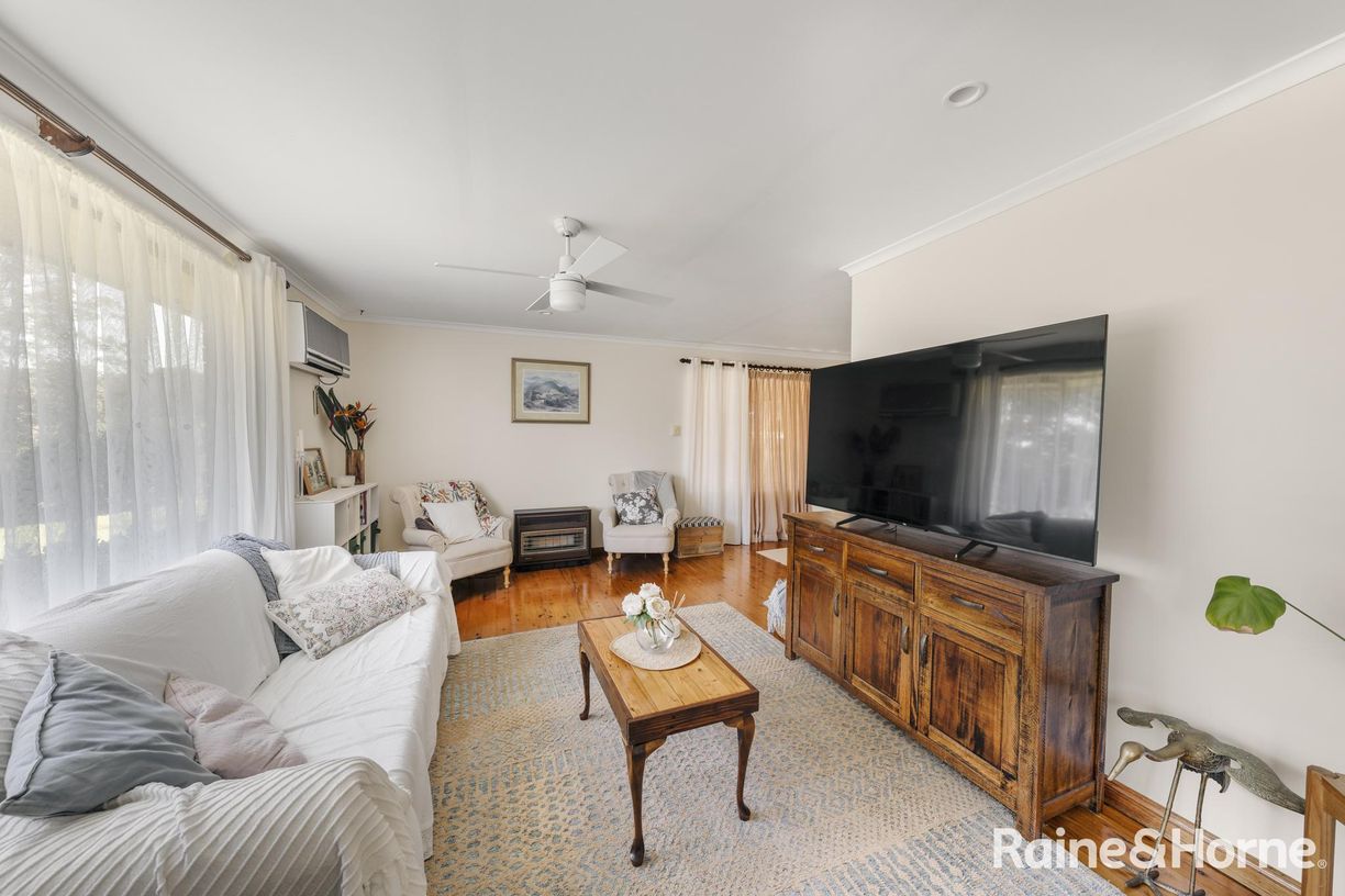 480 Coolangatta Road — photo 9 of 19