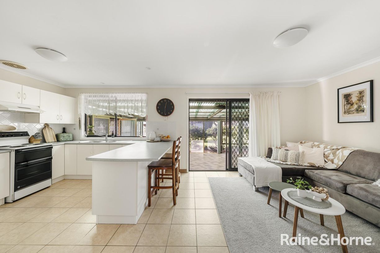 480 Coolangatta Road — photo 7 of 19