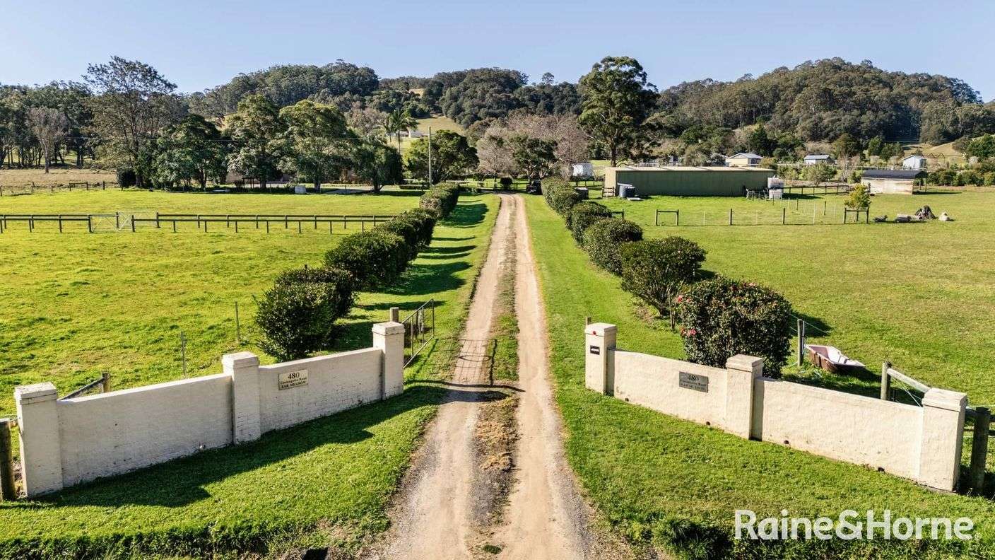 480 Coolangatta Road — photo 4 of 19