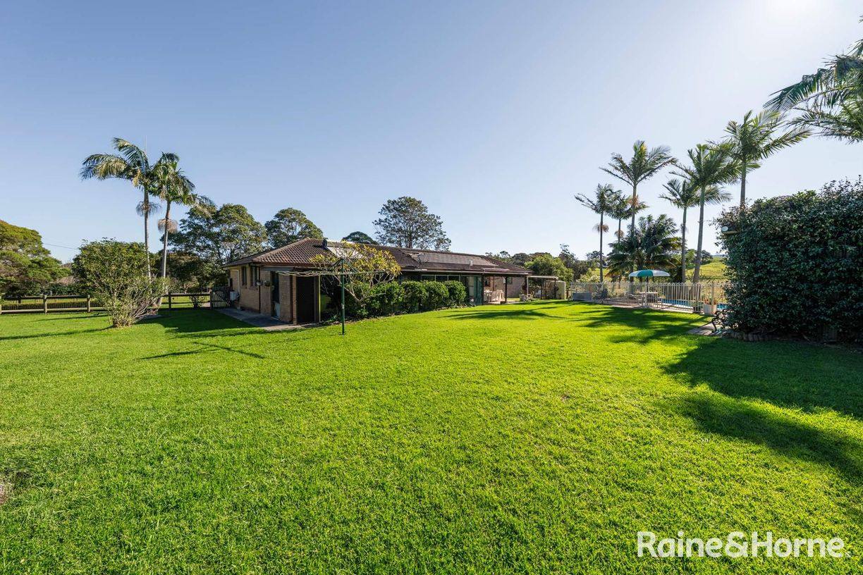 480 Coolangatta Road — photo 6 of 19