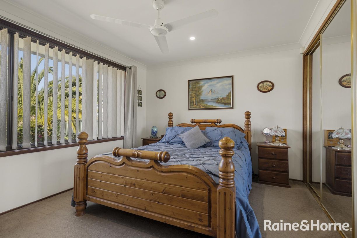 10 Tasman Road — photo 5 of 15