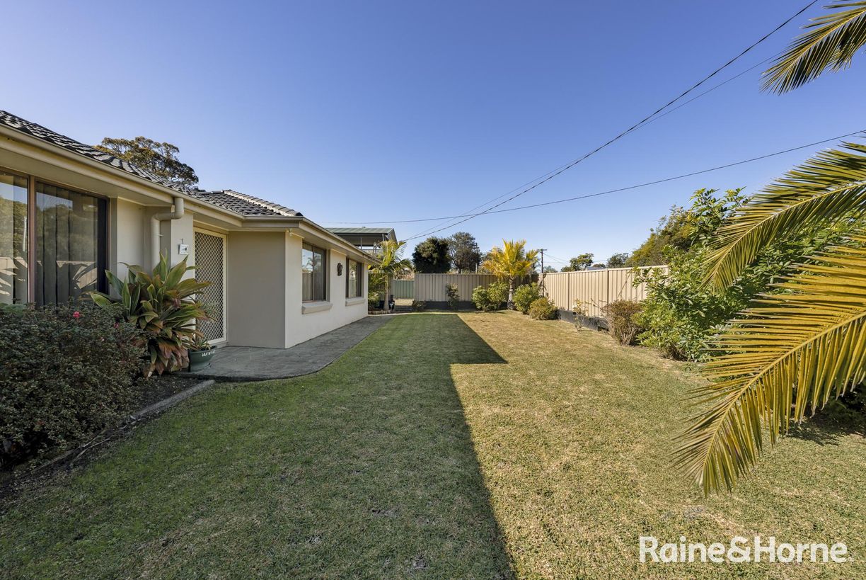 10 Tasman Road — photo 12 of 15