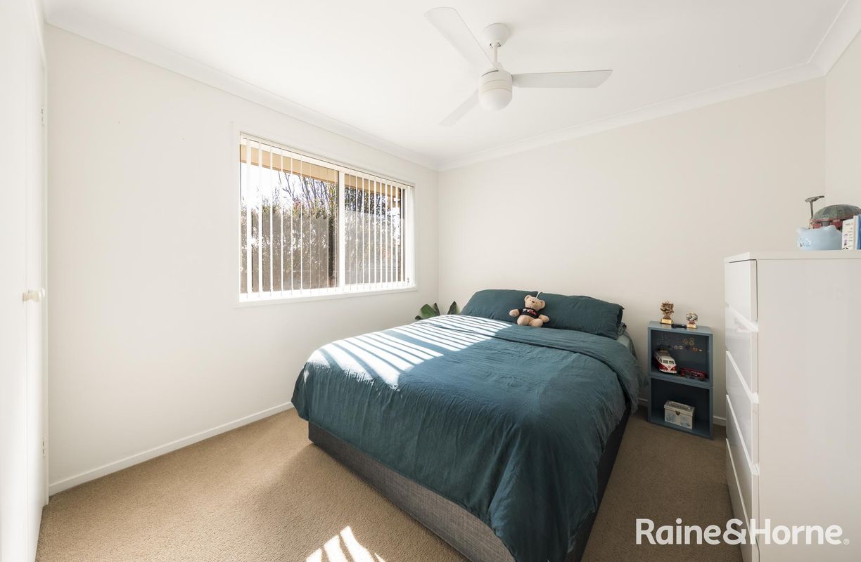 1/1 Palm Lilly Close — photo 6 of 11