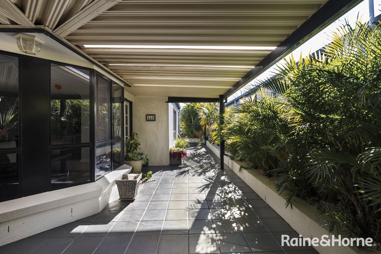 11 Gardenia Crescent — photo 15 of 20