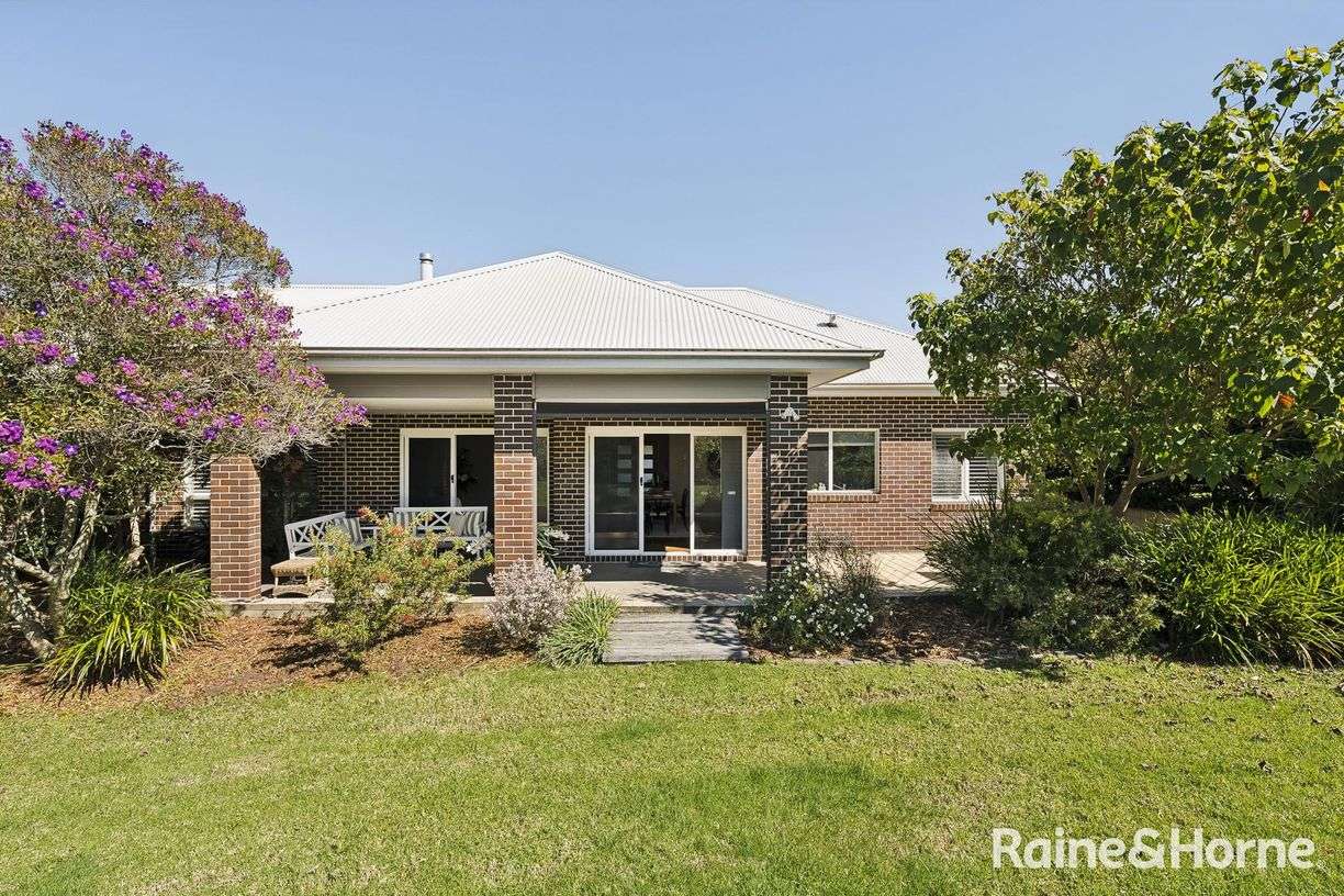 17 St Andrews Way — photo 7 of 10