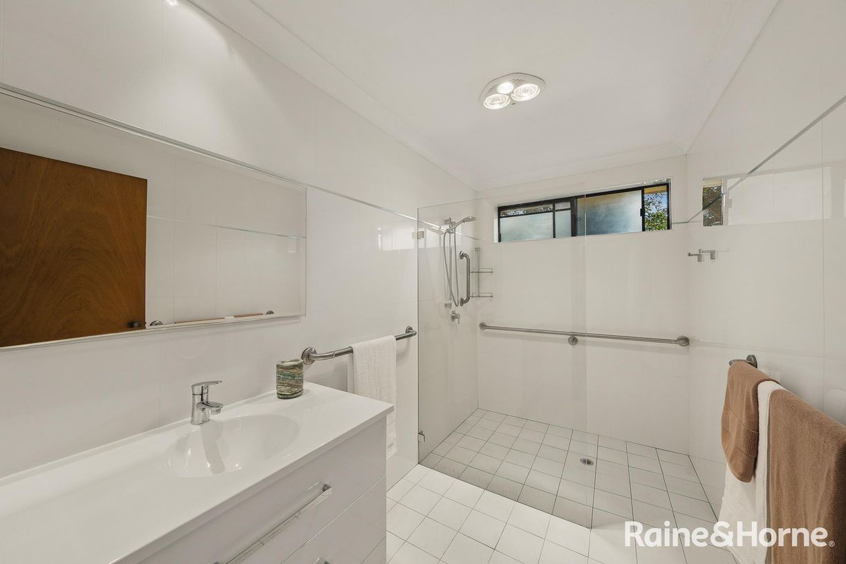 3B Goorama Drive — photo 4 of 16