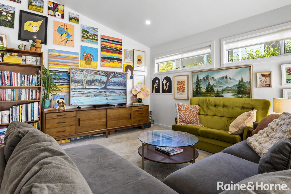 25 Parker Crescent — photo 14 of 30