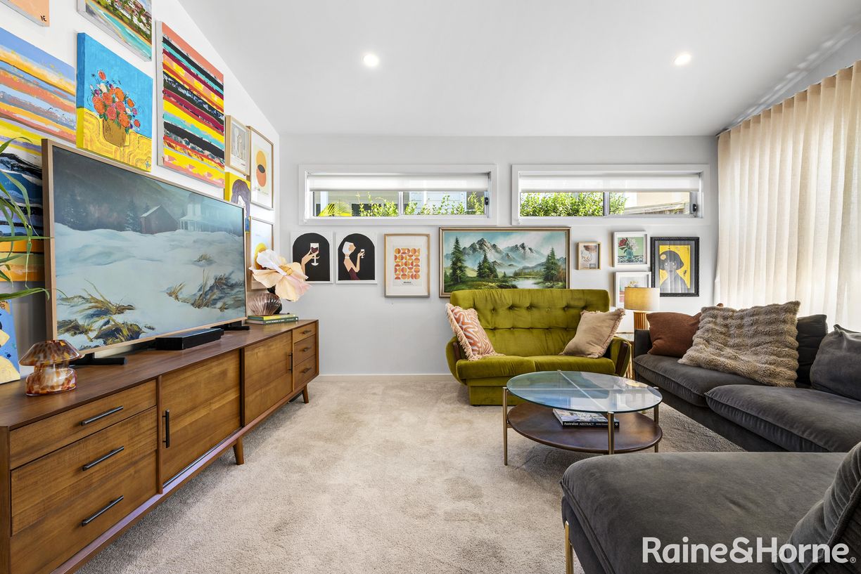 25 Parker Crescent — photo 15 of 30