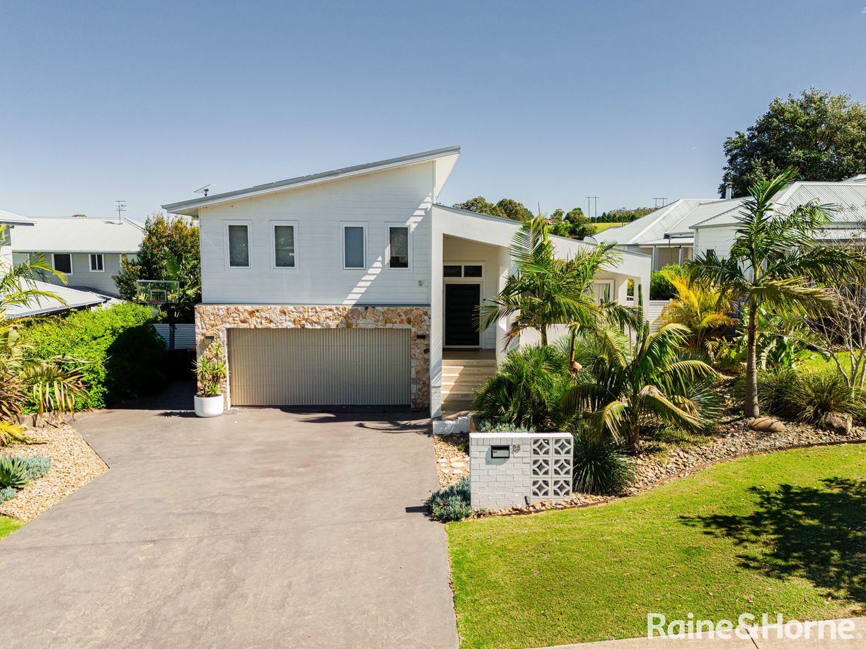 25 Parker Crescent — photo from Raine & Horne Berry