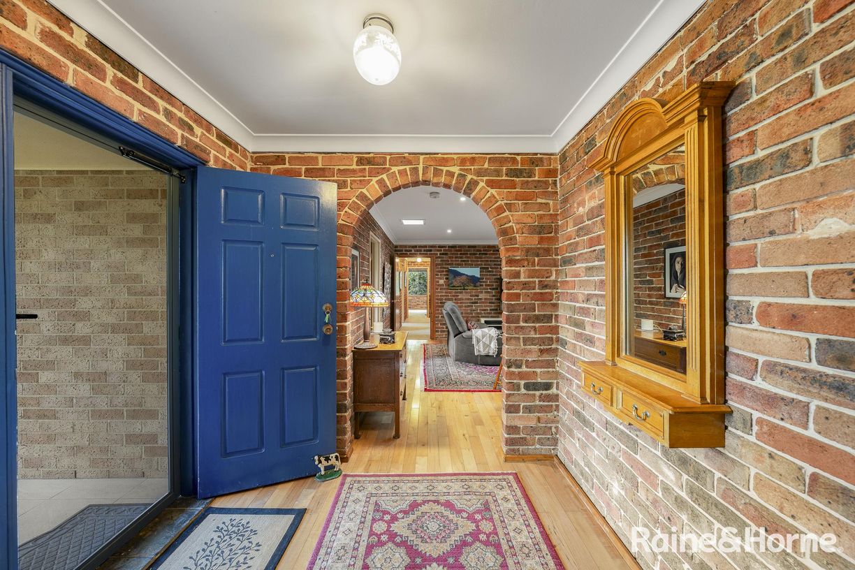 20 Woolway Close — photo 4 of 21