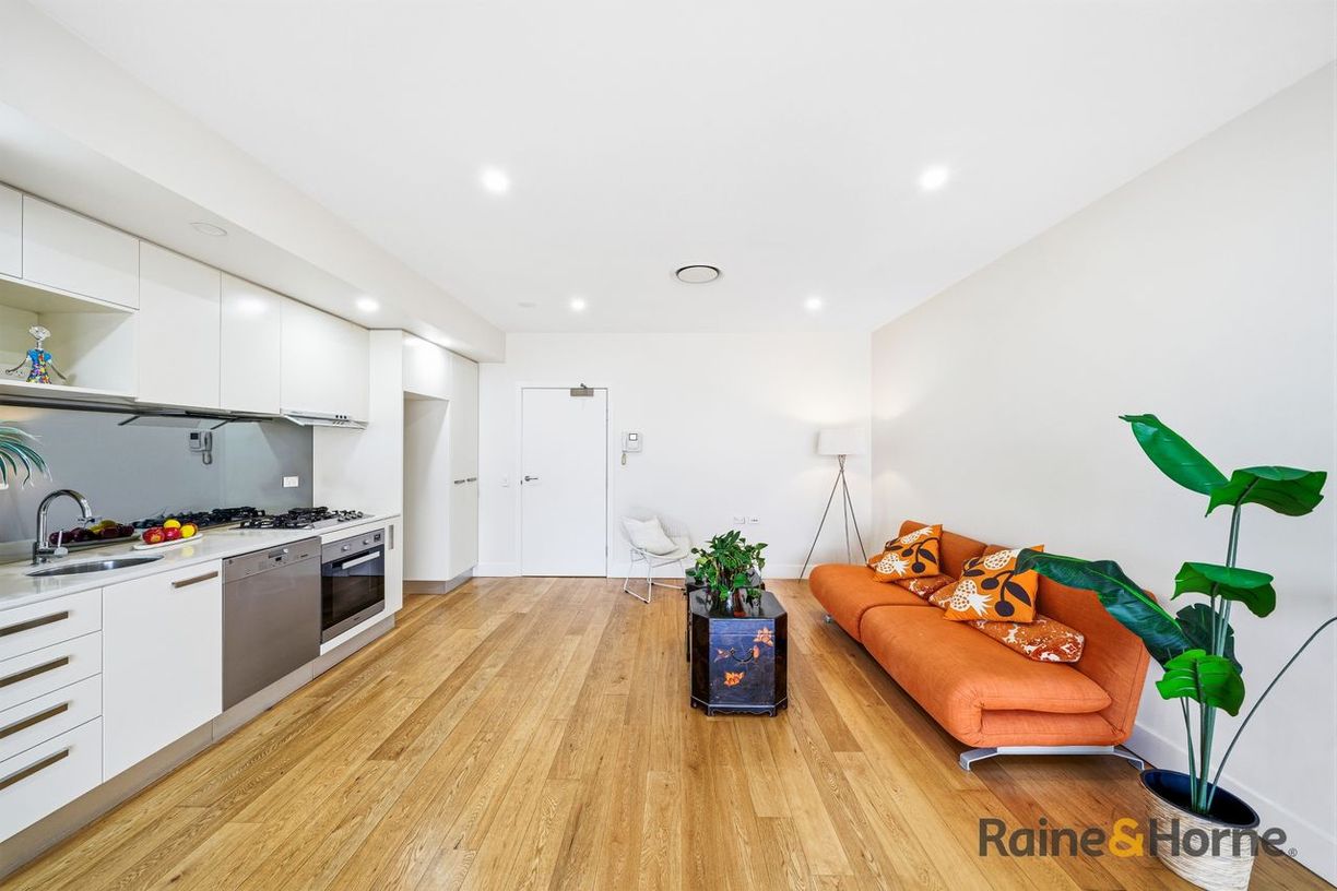 503/245-247 Carlingford Road — photo 8 of 11