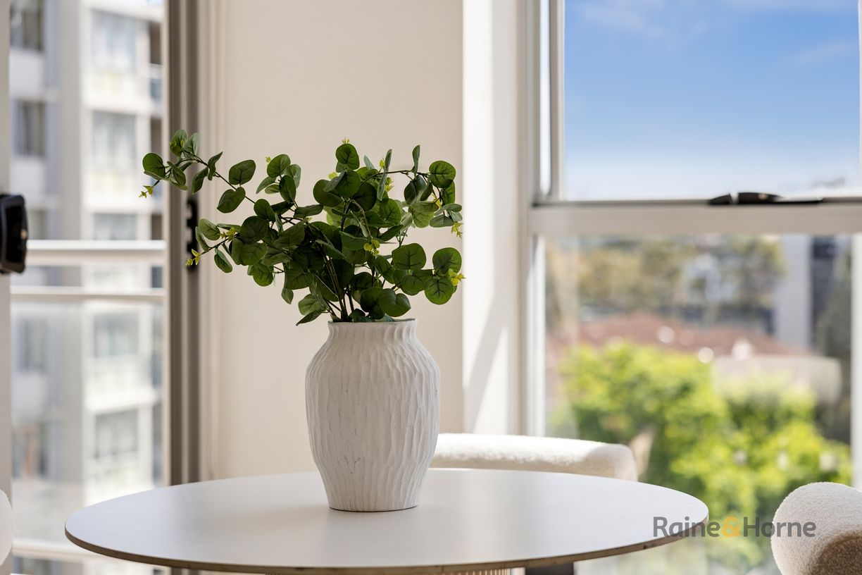 334/2 Thallon Street — photo 8 of 21