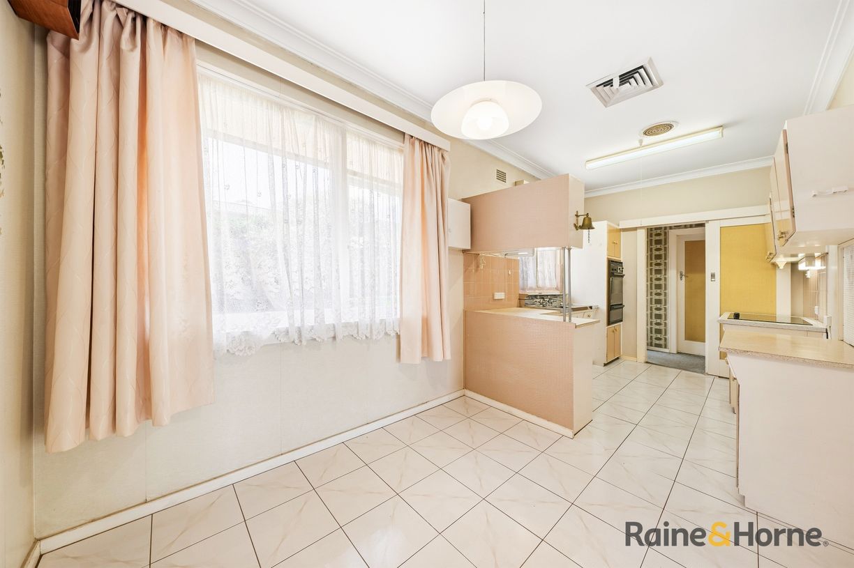 15 Wesley Street — photo 11 of 27