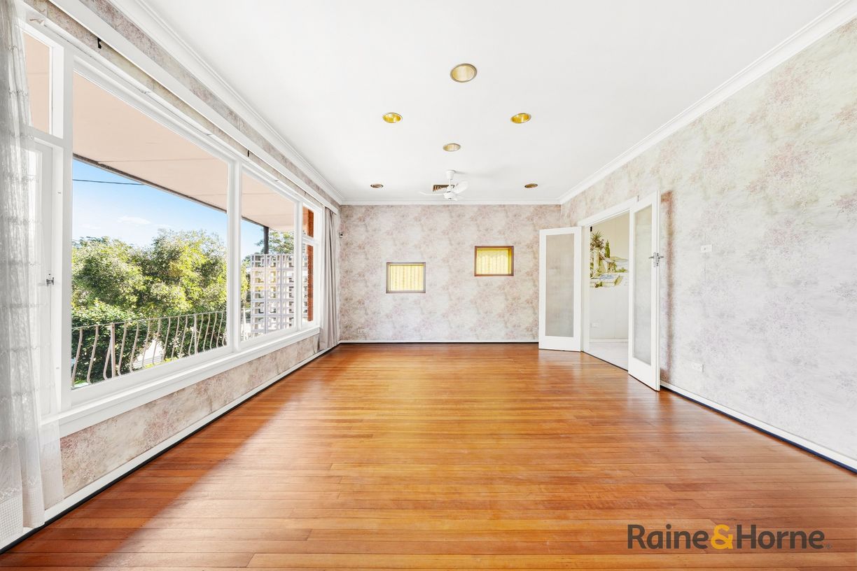 15 Wesley Street — photo 8 of 27
