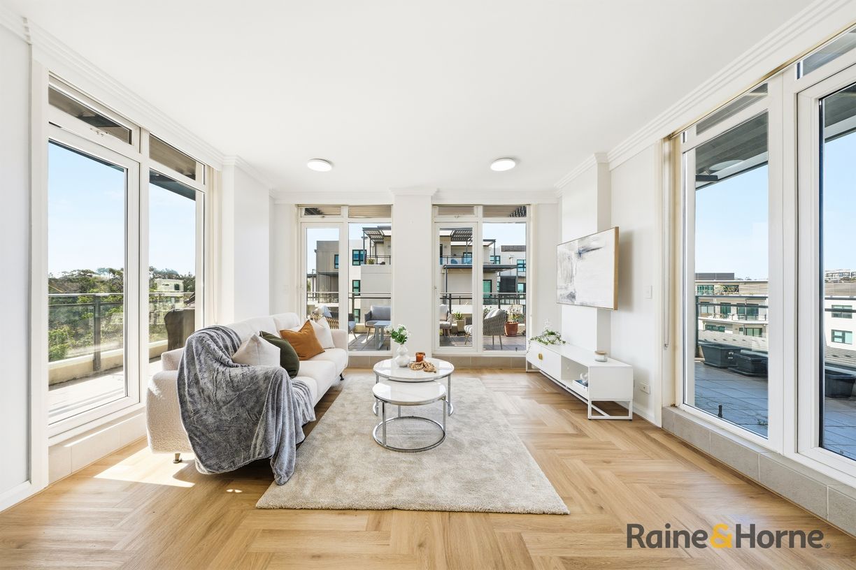 39/7 Bay Dr — photo 4 of 27