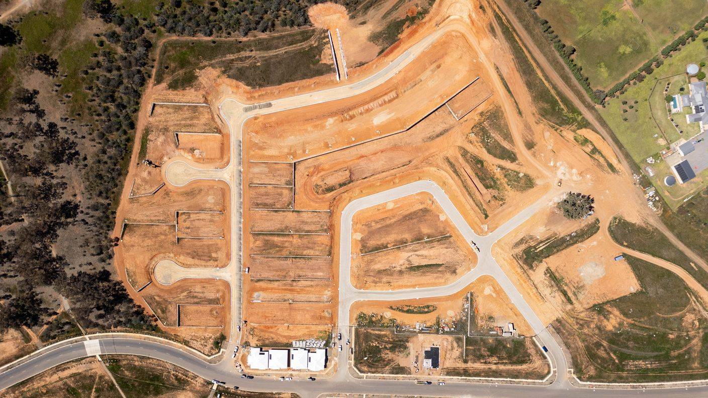 Indigo Drive, Lloyd NSW — photo 4 of 4