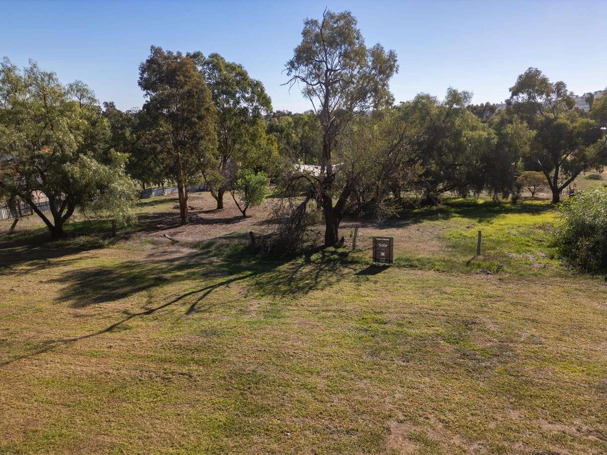 2A & 2B Adams Street — photo from Raine & Horne Wagga Wagga