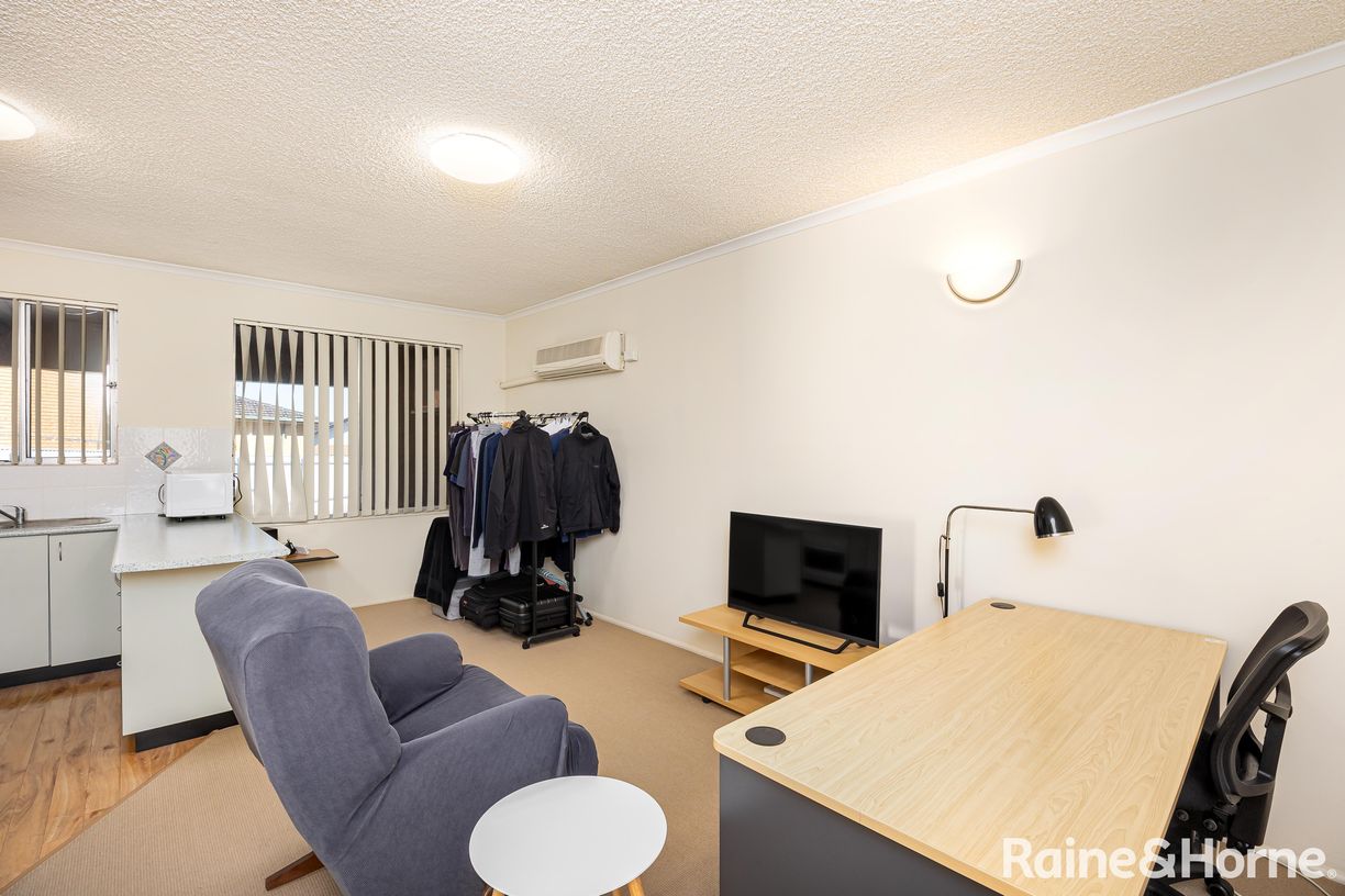 5/1A Joyes Place — photo 2 of 7