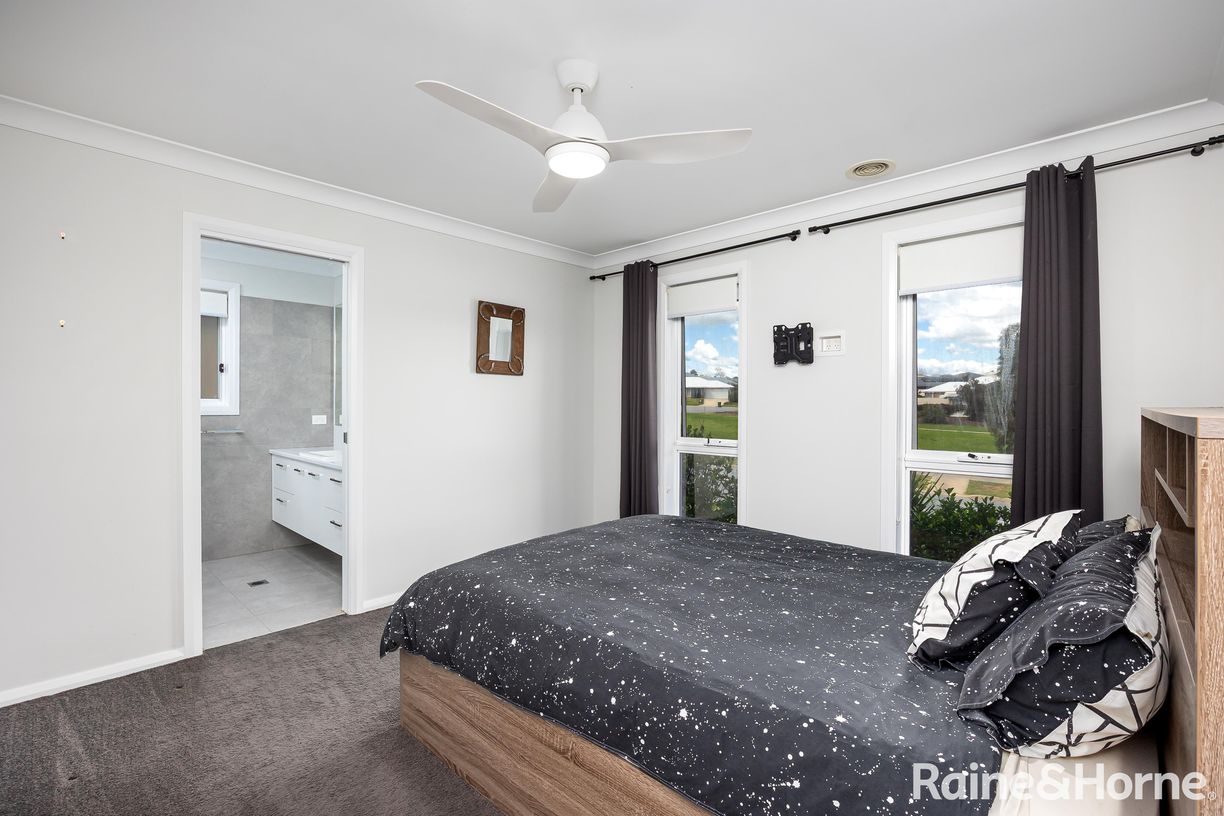 2/34 Ross Parkway — photo 6 of 16