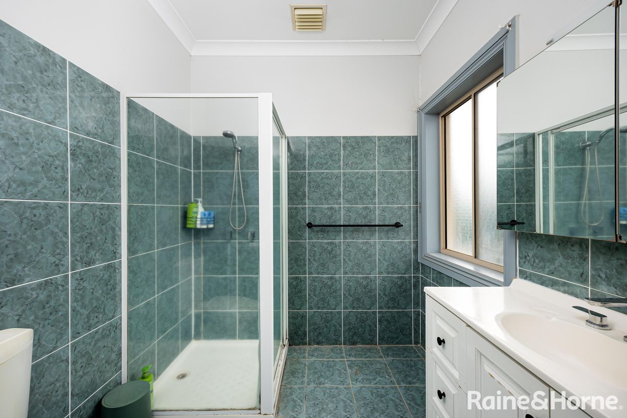27 Andrews Avenue — photo 9 of 22