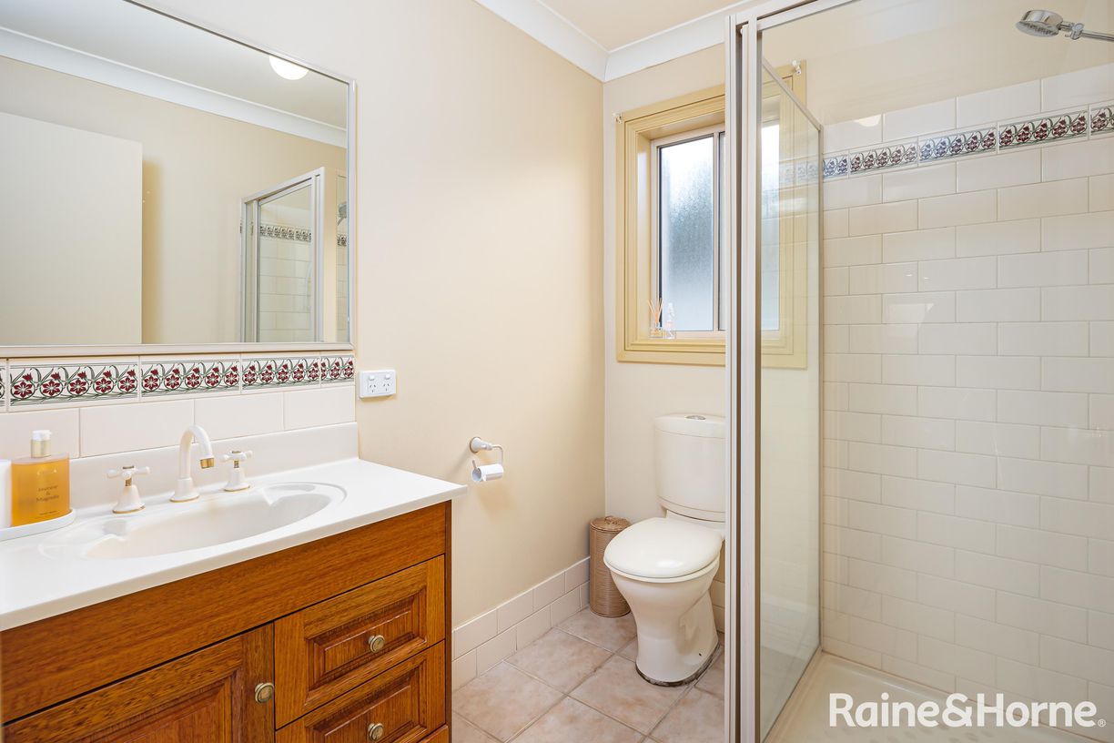27 Andrews Avenue — photo 17 of 22