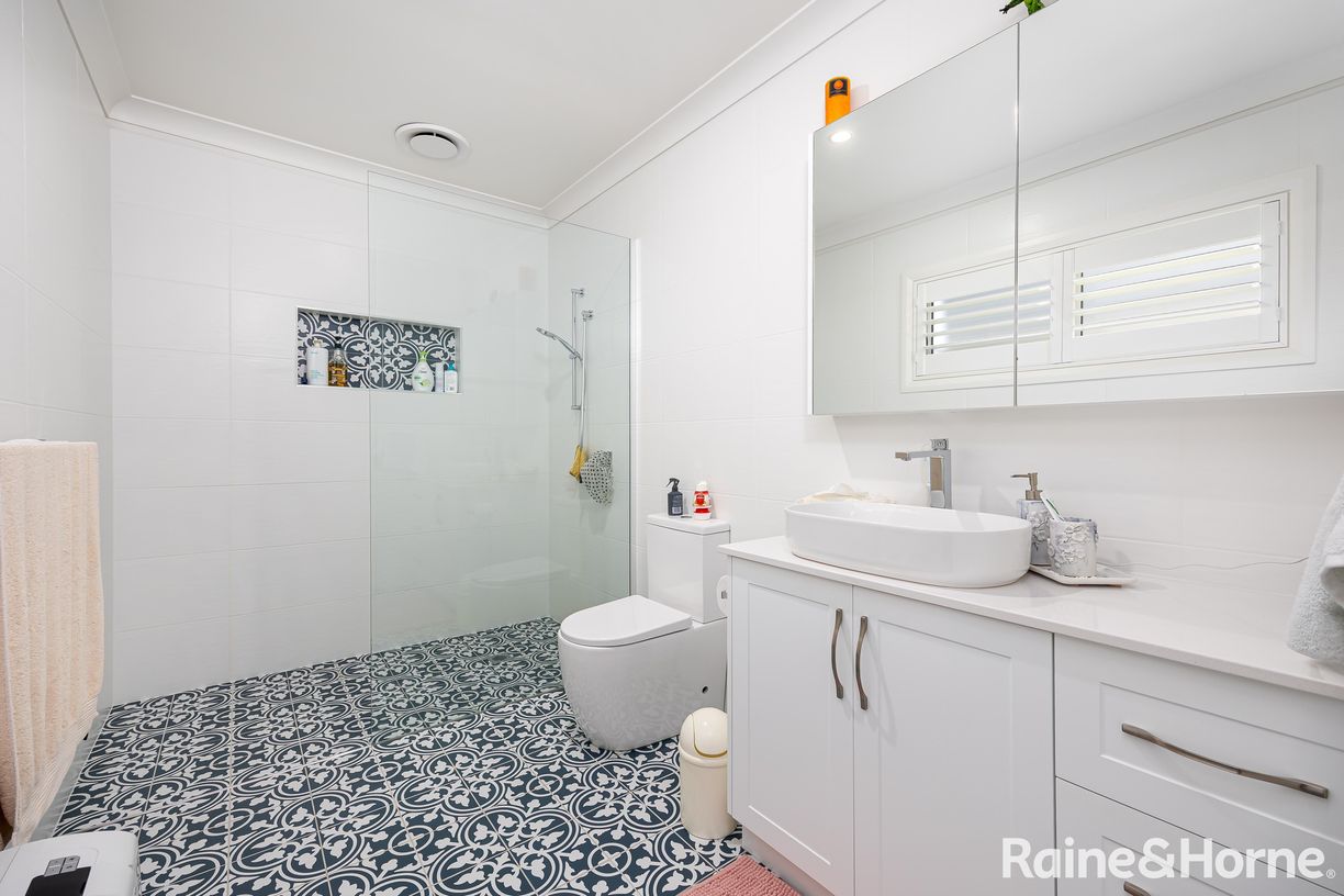 35 Guttler Street — photo 12 of 22