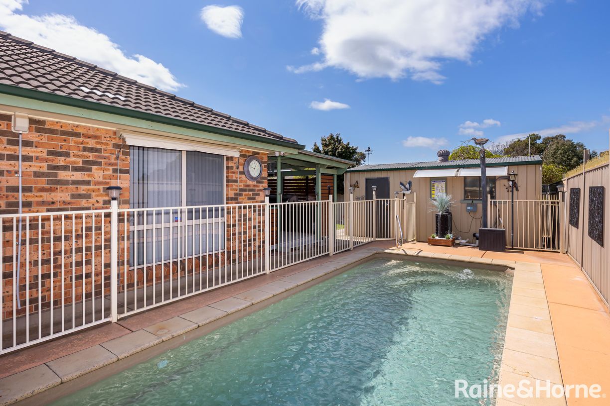69 Eldershaw Drive — photo 16 of 19