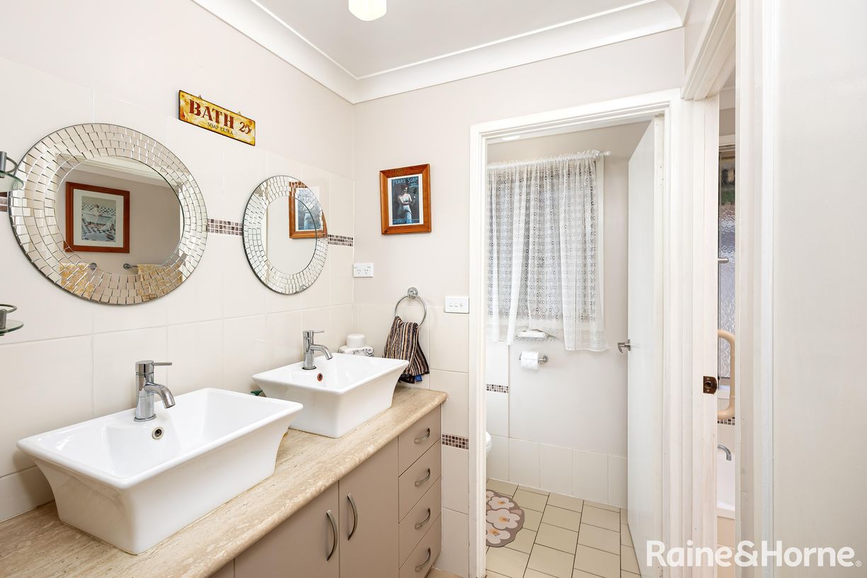 69 Eldershaw Drive — photo 12 of 19