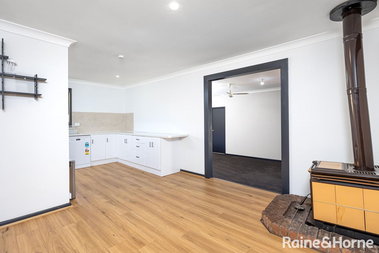 113 Ashmont Avenue — photo 3 of 15