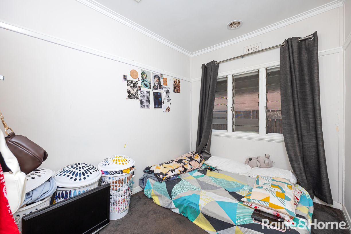 1/32 Croaker Street — photo 8 of 14