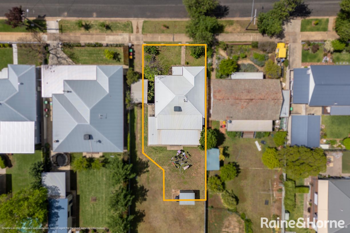 1/32 Croaker Street — photo 12 of 14