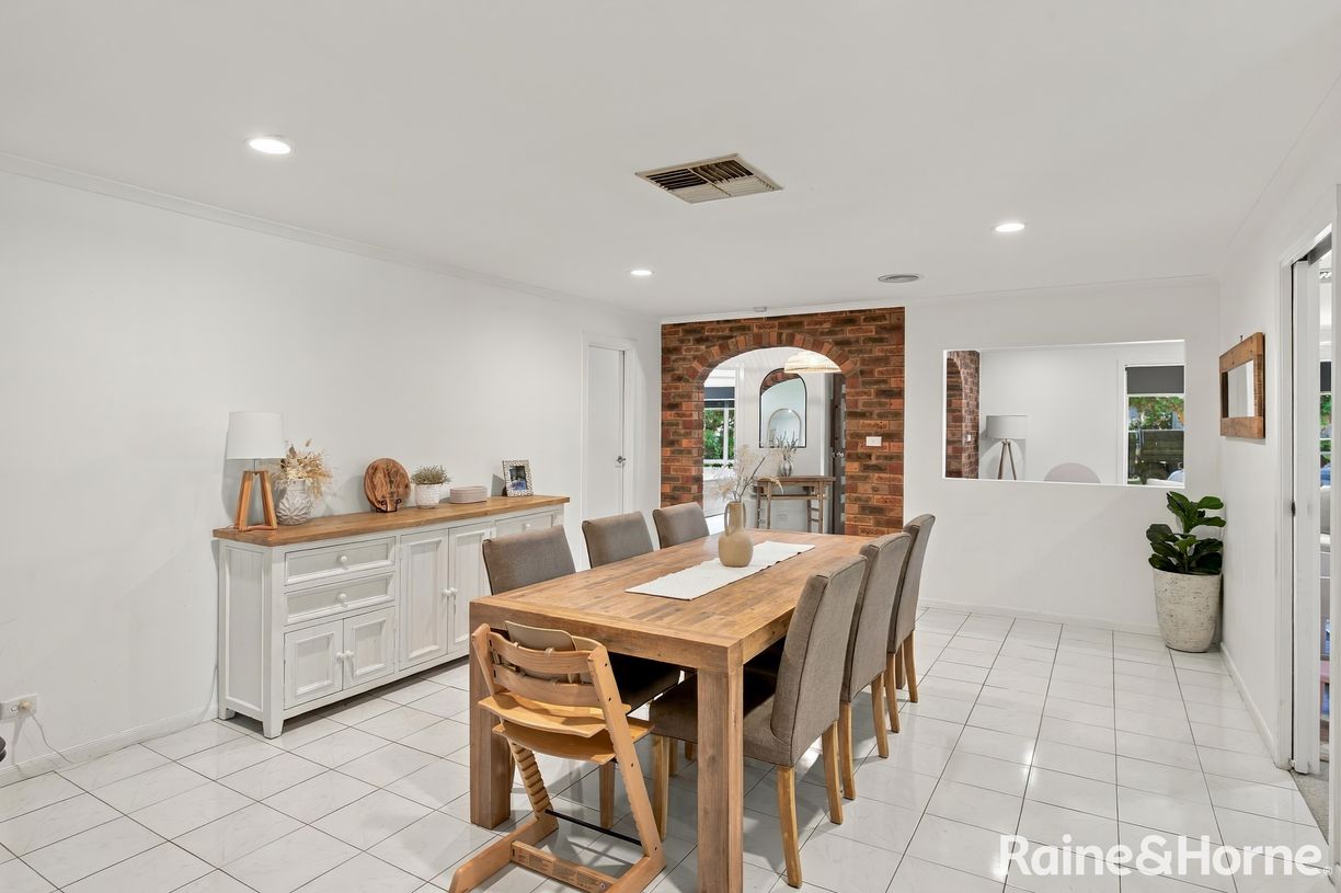 6 Angel Street — photo 5 of 18