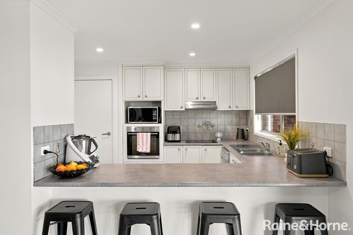 6 Angel Street — photo 7 of 18
