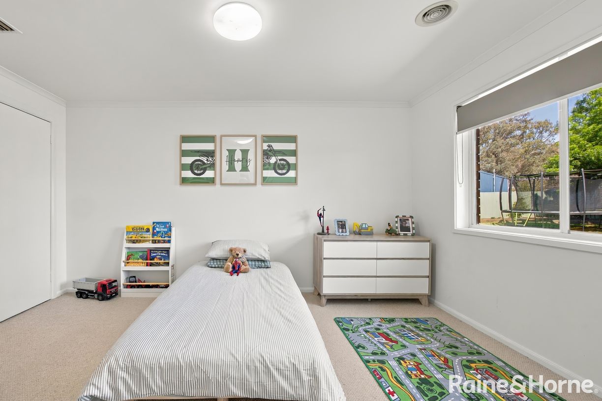 6 Angel Street — photo 13 of 18